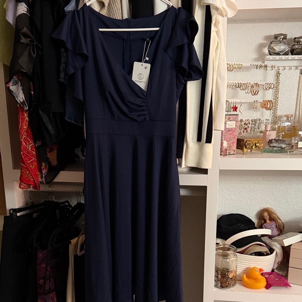 Chic Navy Midi Dress with Flutter Sleeves